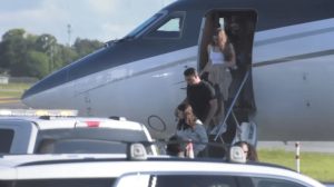 Flavio Bolsonaro Lands In Miami After Fleeing Brazil Receives U S Visas