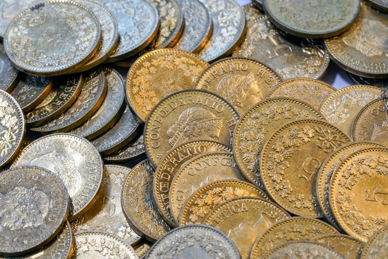 Fort Wayne City Clerk Partners With American Airlines To Donate 20 Year Coin Cac
