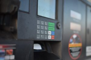Fort Wayne Gasoline Prices Dip 5 5 Cents To 3 91 Per Gallon
