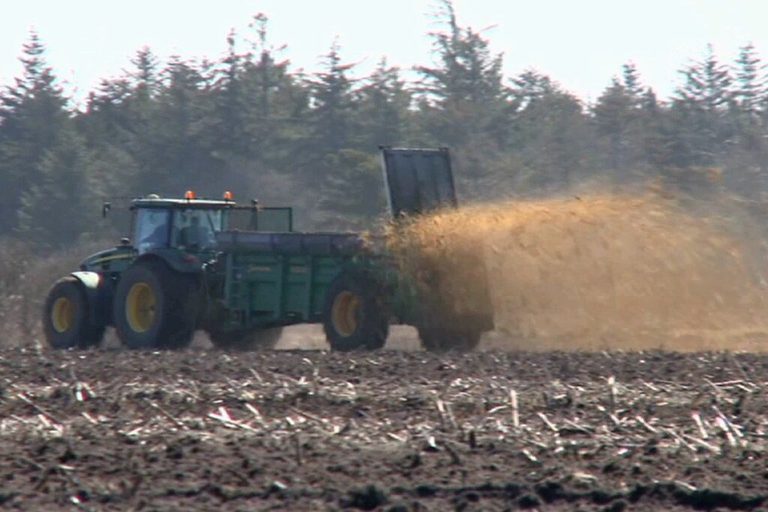 Fort Wayne Residents Notice Strong Odor As Farmers Spread Manure For New Crops