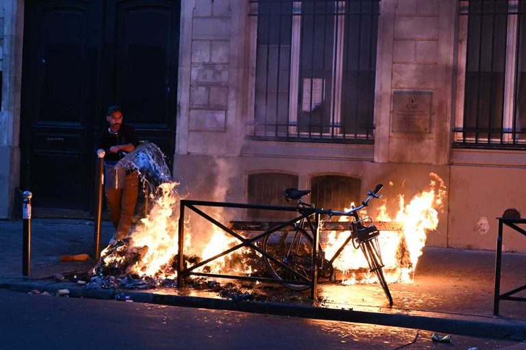 French Government Orders Localized Curfews To Stop City Wide Rioting And Looting