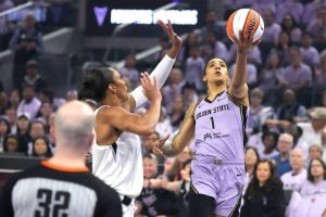 Gabby Williams Stars As Valkyries Defeat Las Vegas Aces 71 60 In Wnba Semifinal