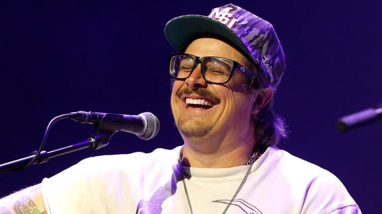 Hardy Releases Man In The Box A Country Rock Blend That Thrills Fans