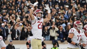 Harvard Rallies With Last Second Hail Mary To Beat Colgate 20 17