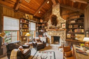 Historic Lightning C Ranch Near Fort Worth Listed For 8 7 Million