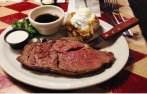Homedale Bowling Alley Serves Idaho S Top Prime Rib On Weekend Nights