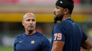 Houston Astros Consider Manager Joe Espinoza S Future After Wild Card Sweep