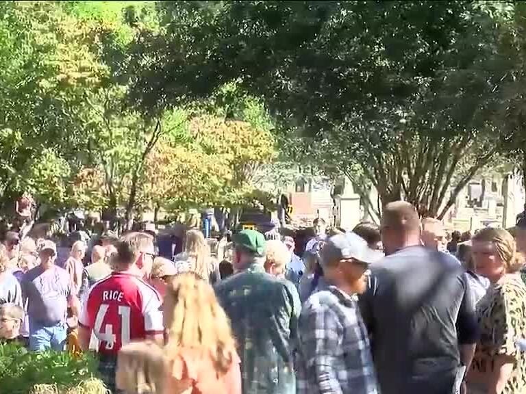 Huntsville Pilgrimage Association Raises Funds For Maple Hill Cemetery Restorati