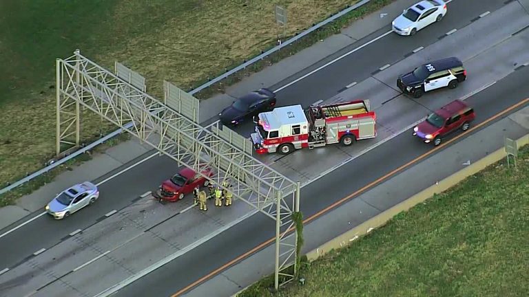 Injury Crash Blocks Westbound I 44 Near I 40 Causing Major Backup In Southwest O