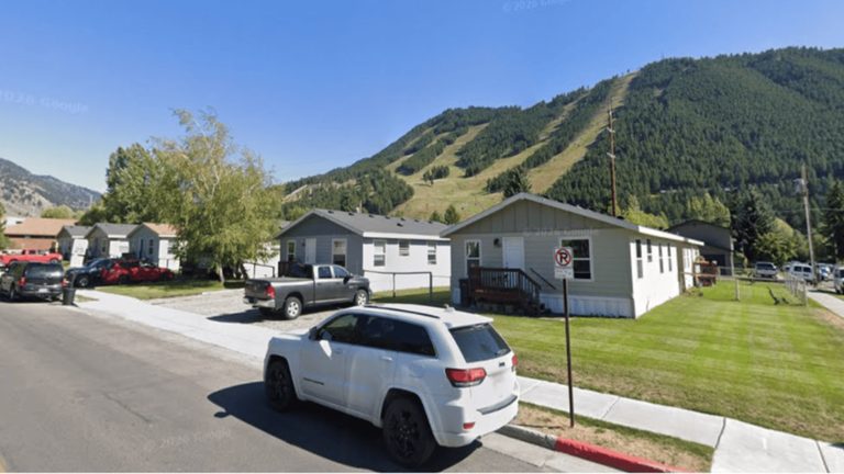 Jackson Planning Commission Moves Forward On 18 Townhome Project At West Kelly