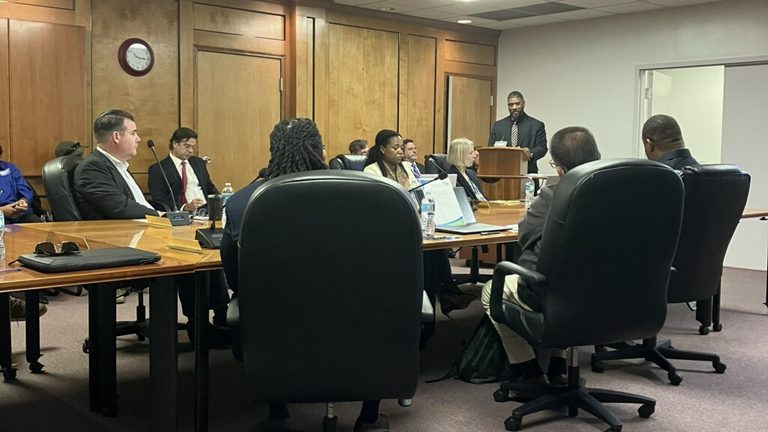 Jacksonville Housing Authority Board Fires Ceo Amid Bonus Controversy And Trump