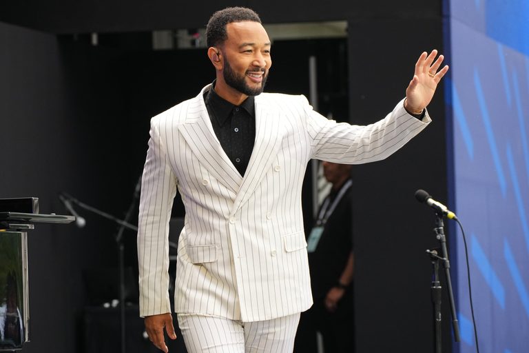 John Legend To Headline Dayton Voter Turnout Rally With Sherrod Brown And Dr Amy
