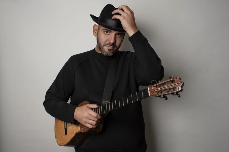 Jorge Glem To Showcase Venezuelan Cuatro With Tucson Symphony In Fiesta Latina