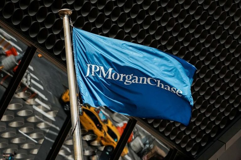Jpmorgan Veteran Hernan Cristerna To Retire After Three Decades Of Dealmaking