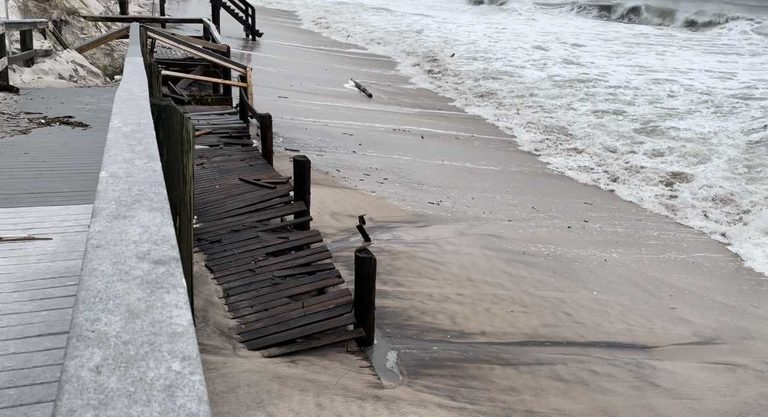 King Tides And Winds Cause Severe Beach Erosion In Vero Beach Officials Warn