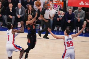 Knicks Snap Early Losing Streak With Dominant Win Over Pistons