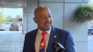 Lawrence City Council Moves Toward No Confidence Vote As Mayor Faces Federal And