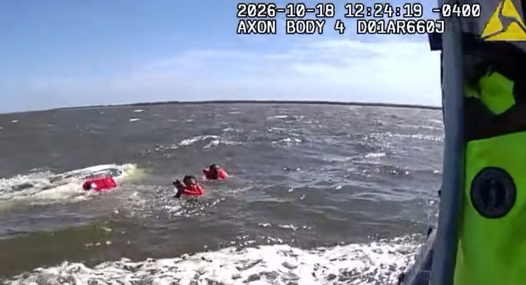 Lee County Sheriff S Marine Unit Rescues Two Boaters After Vessel Takes On Water