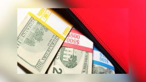 Lewisville Barber Returns 128 514 Found On Atm To Police