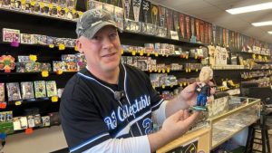 Local Kenosha Shop Rides Brewers World Series Buzz With Sold Out Jerseys And Mem