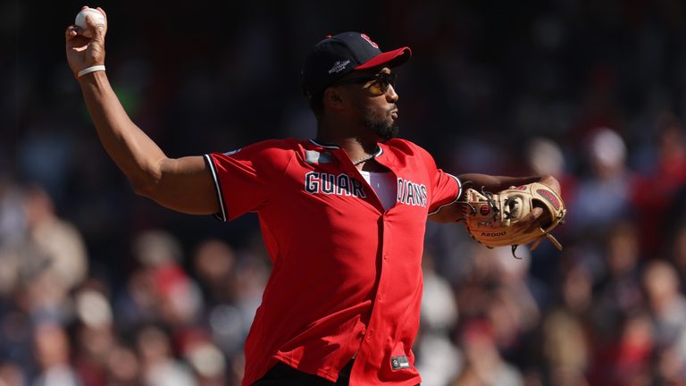 Louisville Native Donovan Mitchell Throws First Pitch At Alcs Game 3 In Clevelan