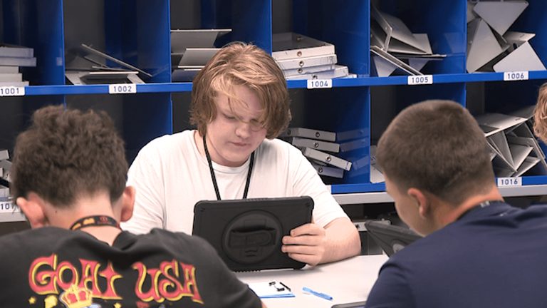 Lt Gov Pinnell Tours Tulsa Junior Achievement Center Boosts Financial Literacy F