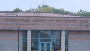 Lucas County Corrections Commission Votes To Keep Ice Detainees At Ccno Jail