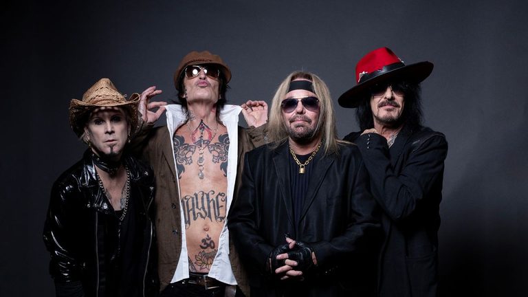M Tley Cr E Announces Eight Show Carnival Of Sins Residency At Caesars Palace