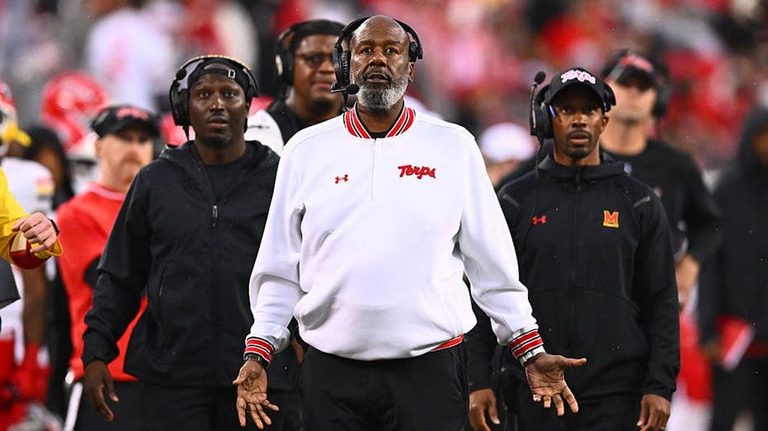 Maryland Police Question Student Reporters Covering Mike Locksley S Dismissal
