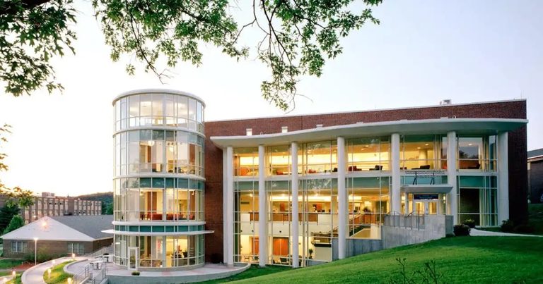 Massachusetts Free Community College Spurs 43 Enrollment Surge Officials Say
