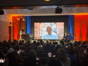 Michael Jordan Gives 10 Million To Unc Chapel Hill School Of Social Work Center