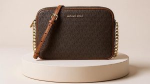 Michael Kors Jet Set Crossbody Bag Available For 52 Off During Amazon Prime Day