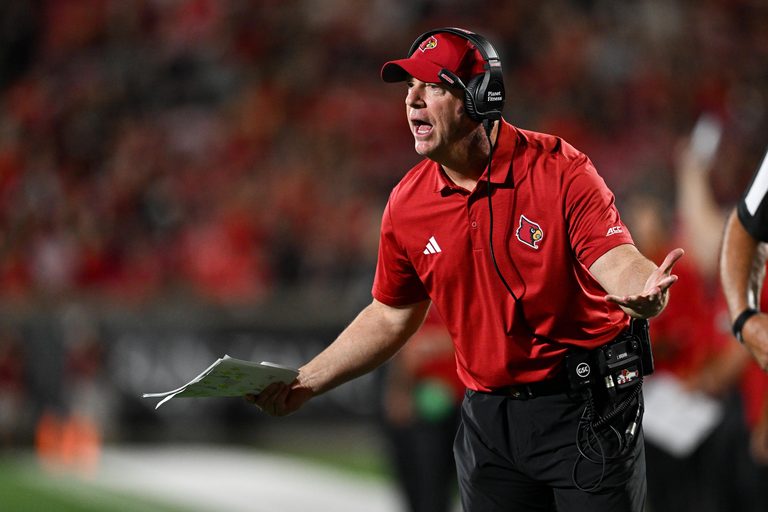 Mid Season Review Five College Football Programs Struggling To Meet Expectations