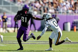 Mike Hawkins Jr Powers West Virginia Past Tcu 24 20 In Dallas Showdown