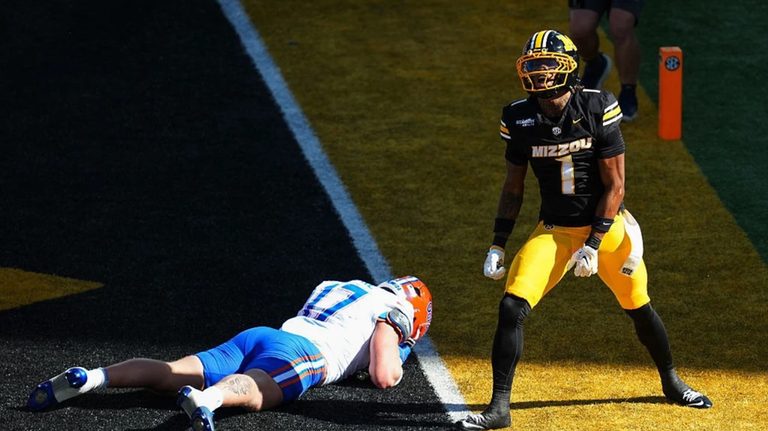 Missouri Tigers Dominate Florida Gators 45 17 In Columbia Showdown
