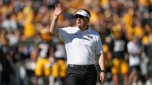 Missouri Tigers Freshman Offensive Lineman Johnnie Dj Jones Recovers After Life