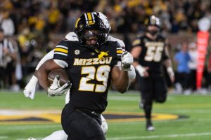 Mizzou Running Back Ahmad Hardy Cleared To Play Against Arkansas After Recoverin