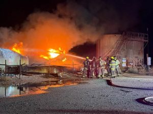 Monahans Volunteer Fire Dept Extinguishes Tank Battery Fire After Nighttime Ligh