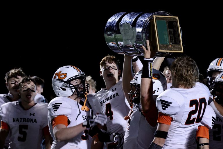 Natrona County High School Mustangs Win Oil Bowl 37 0 Over Kelly Walsh