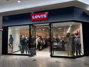 New Retail And Convenience Options Arrive At Houston S Willowbrook Mall