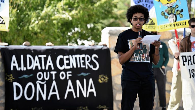 Nmsu Students Rally In Las Cruces Urging Statewide Ban On Ai Data Centers