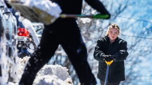 Noaa Predicts Warmer Wetter Winter For New England With Mixed Snow Chances