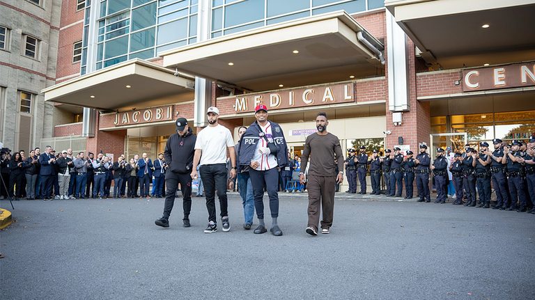 Nypd Detective Recovers After Being Stabbed Seven Times By Alleged Illegal Immig