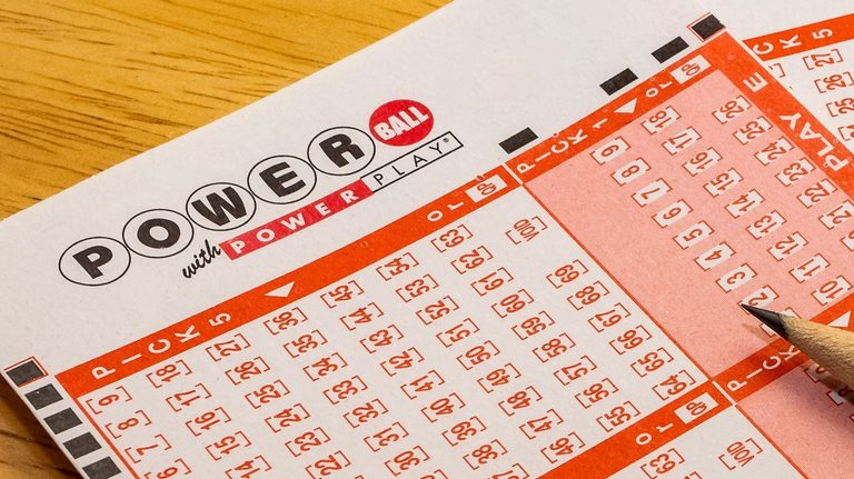 Ohio Resident Wins 50 000 Powerball Prize With Four Numbers And The Powerball