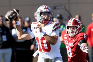 Ohio State Quarterback Julian Sayin Out For Several Weeks After Injury Vs Indian
