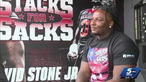 Oklahoma Defensive Lineman David Stone Raises Funds For Local Families Through S