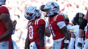 Ole Miss Defense Dominates Missouri Wins 31 3 In Sec Showdown