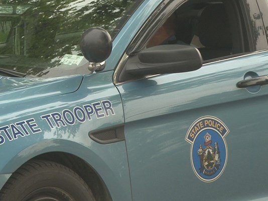 One Dead Three Injured After Deer Avoidance Crash On I 95 In Gray Maine