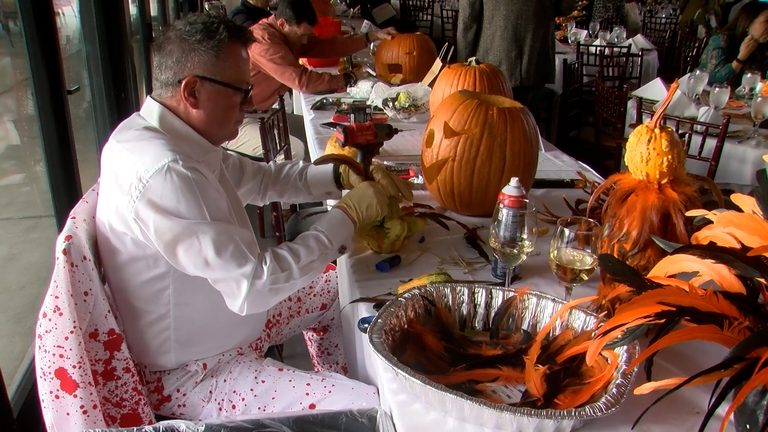 Operation Pumpkin Celebrates 25 Years Of Community Support For Lee And Beulah Mo