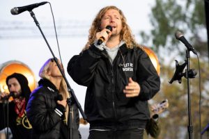 Orange County Donor Sues Worship Leader Sean Feucht Over 250 000 Tour Donation